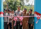 Kapolres-Jember-Resmikan-Jembatan-Merah-Putih-Presisi,-Akses-Warga-di-Dua-Kecamatan-Jadi-Lebih-Aman