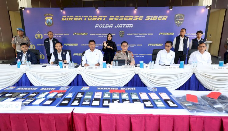 Polda Jatim Bongkar Sindikat Penipuan Online Modus Jual Beli Mobil, 11 Tersangka Diamankan