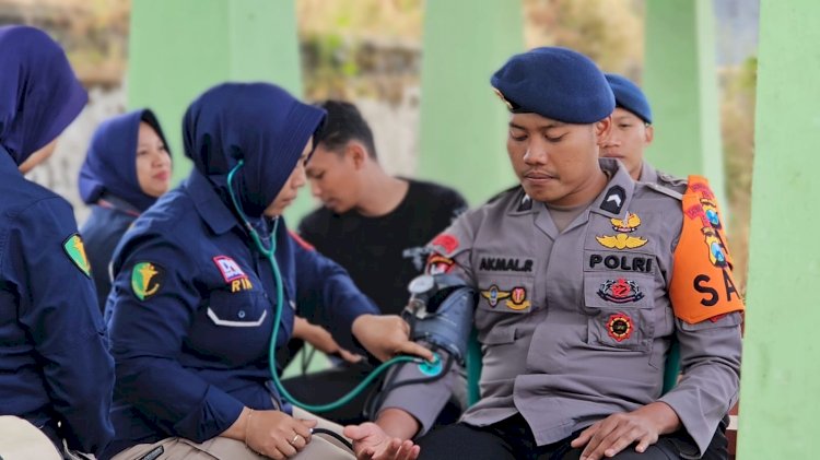 Polres Probolinggo Periksa Kesehatan Personel Pengamanan Bromo Pascakarhutla